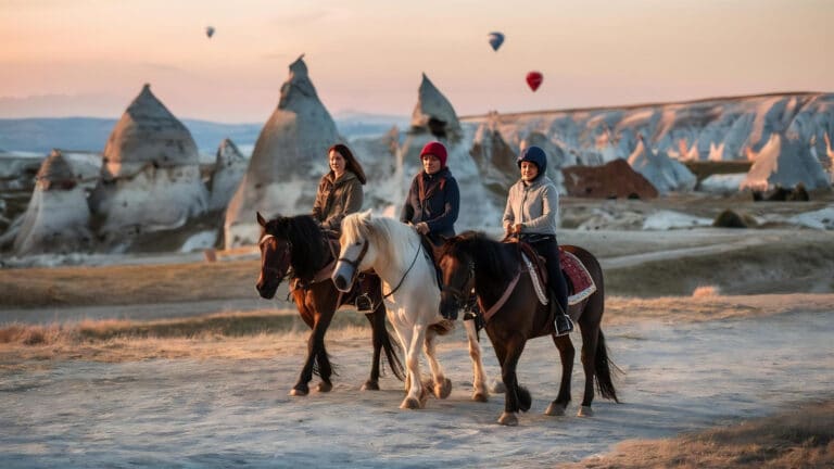 cappadoica, cappadocia turkey, cappadocia booking, cappadocia riding tour, cappadocia horse riding tour, cappadocia horse, cappadocia horse riding tour booking, cappadocia woi tour travel